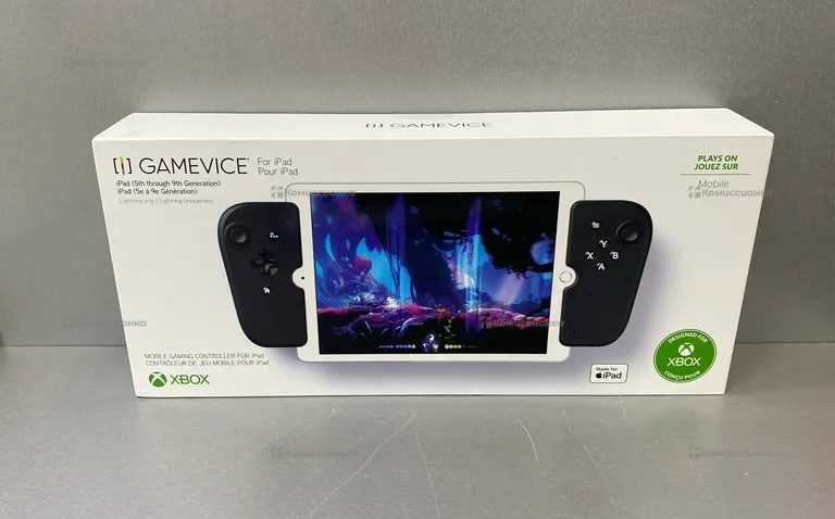 Приставка портативная Gamevice GV153