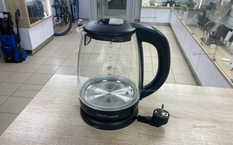 чайник Redmond RK-G240S