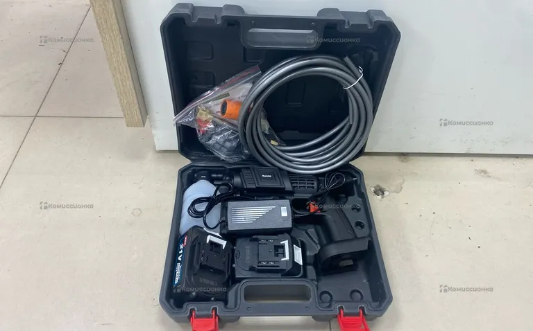 Аккумуляторная мойка Makita