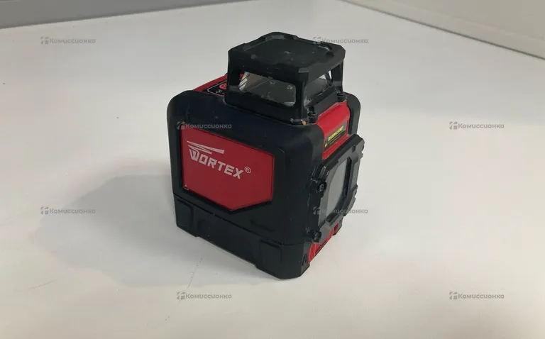 Лазерный уровень Wortex LL 0330 X (LL0330X00014)